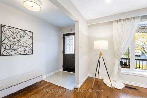 Photo 4 at 1 Banquo Road, Royal Orchard, Markham