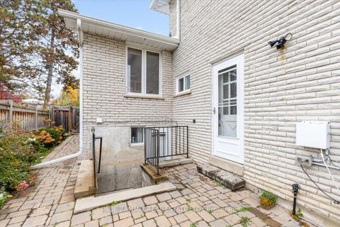 Photo 32 at 1 Banquo Road, Royal Orchard, Markham