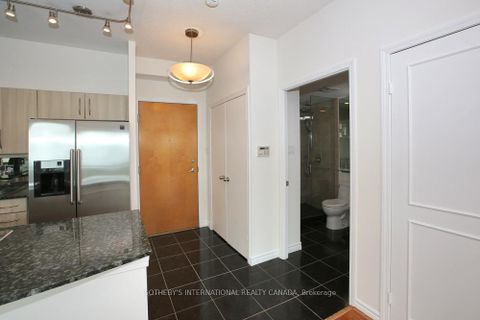 Photo 1 at SPH22 - 600 Queens Quay W, Waterfront Communities C1, Toronto