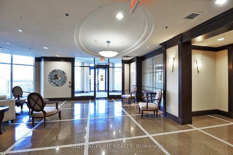 Photo 7 at 211 - 18 Harding Boulevard, Harding, Richmond Hill