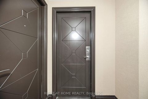 Photo 30 at 211 - 18 Harding Boulevard, Harding, Richmond Hill