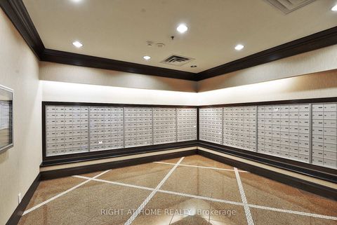 Photo 33 at 211 - 18 Harding Boulevard, Harding, Richmond Hill