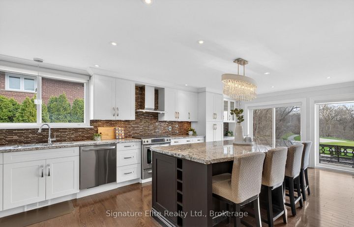 Photo 2 at 385 Markland Drive, Markland Wood, Toronto