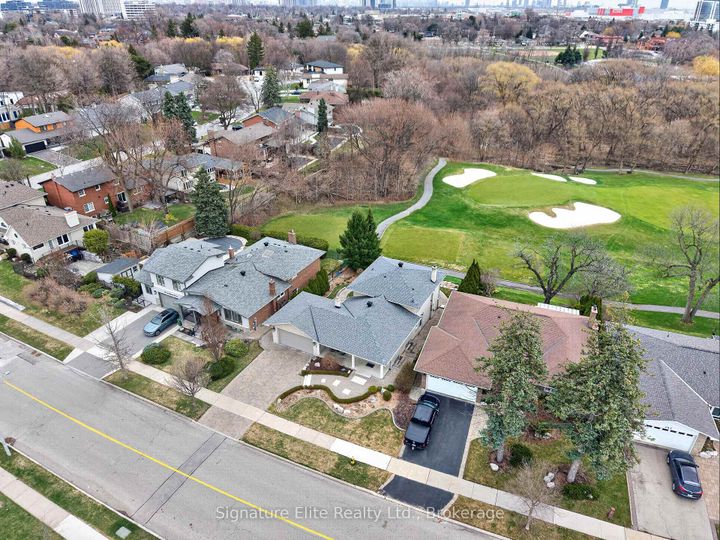 Photo 46 at 385 Markland Drive, Markland Wood, Toronto