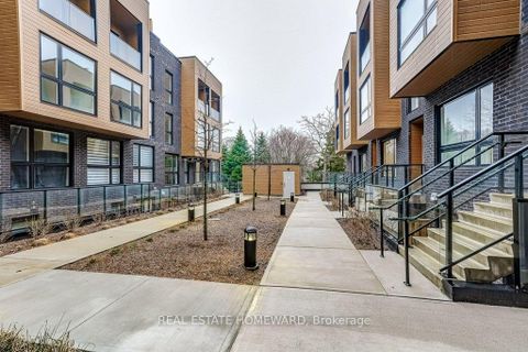 Photo 14 at 16 - 35 Birchcliff Avenue, Cliffside, Toronto