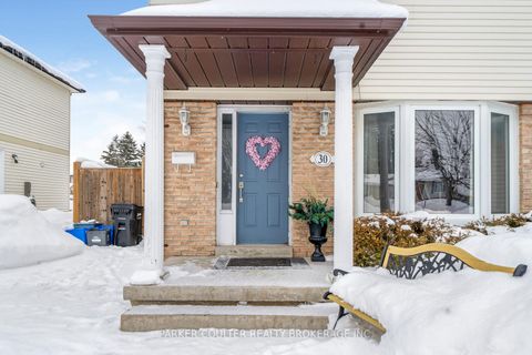 Photo 3 at 30 Janice Drive, Sunnidale, Barrie