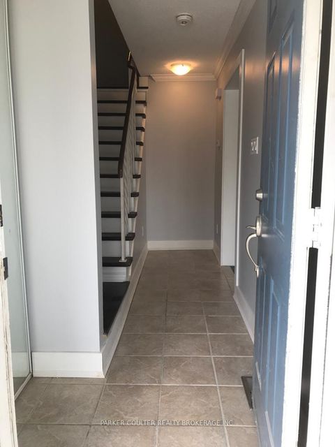 Photo 8 at 30 Janice Drive, Sunnidale, Barrie