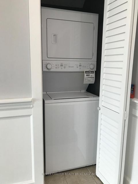 Photo 13 at 30 Janice Drive, Sunnidale, Barrie