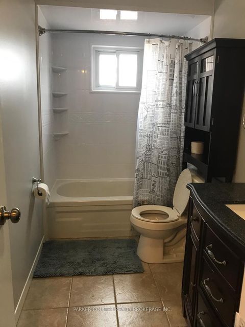 Photo 27 at 30 Janice Drive, Sunnidale, Barrie