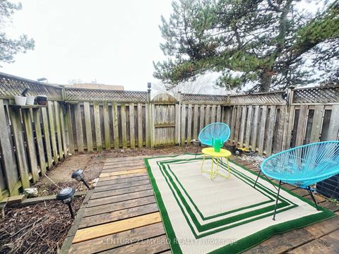 Photo 2 at 121 - 67 godstone Road, Don Valley Village, Toronto