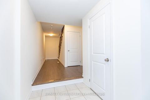 Photo 5 at 15 Gunton Street, Bayview Northeast, Aurora