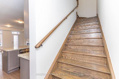 Photo 20 at 15 Gunton Street, Bayview Northeast, Aurora