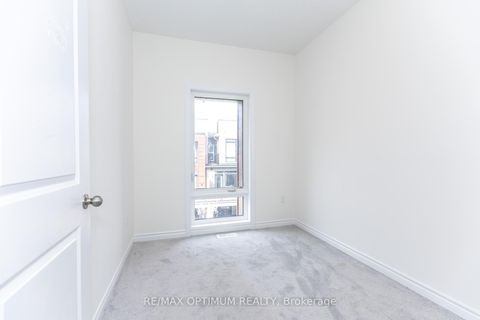 Photo 21 at 15 Gunton Street, Bayview Northeast, Aurora