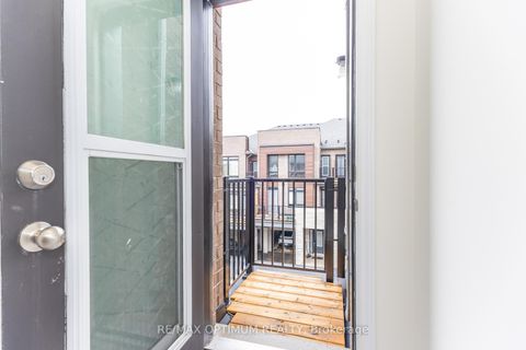 Photo 37 at 15 Gunton Street, Bayview Northeast, Aurora