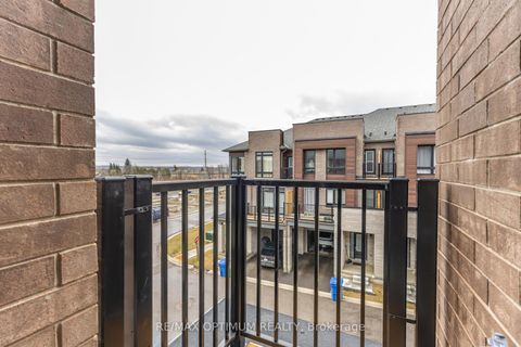 Photo 39 at 15 Gunton Street, Bayview Northeast, Aurora