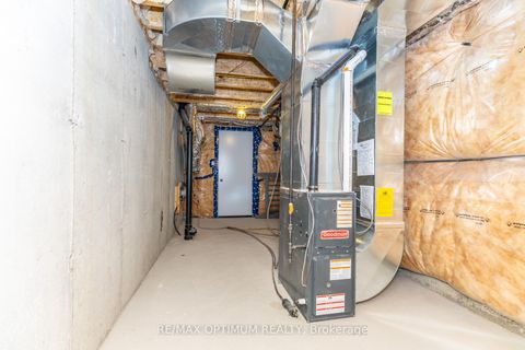 Photo 42 at 15 Gunton Street, Bayview Northeast, Aurora