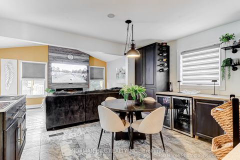 Photo 9 at 13 Eves Court, Glenway Estates, Newmarket