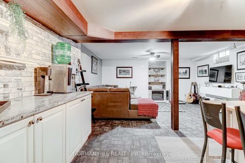 Photo 23 at 13 Eves Court, Glenway Estates, Newmarket