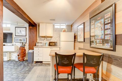 Photo 24 at 13 Eves Court, Glenway Estates, Newmarket