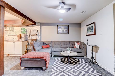 Photo 25 at 13 Eves Court, Glenway Estates, Newmarket