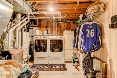 Photo 31 at 13 Eves Court, Glenway Estates, Newmarket