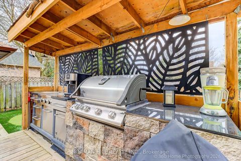 Photo 34 at 13 Eves Court, Glenway Estates, Newmarket