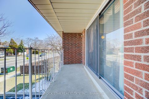 Photo 3 at 115 Glen Shields Avenue, Glen Shields, Vaughan