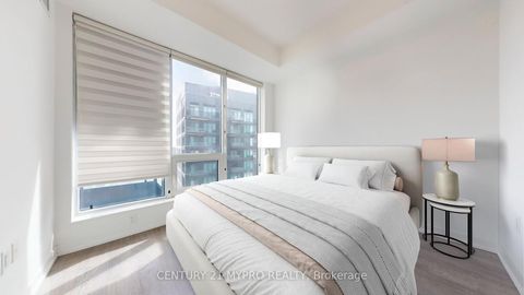 Photo 16 at 1603 - 3 Rosewater Street, South Richvale, Richmond Hill