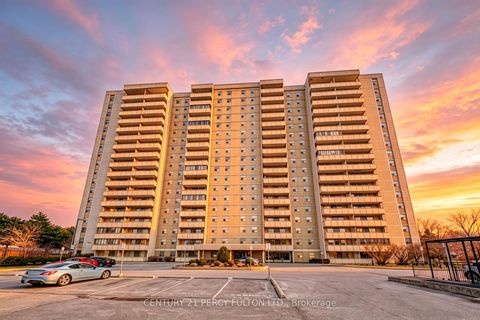 Photo 1 at 512 - 1338 York Mills Road, Donalda, Toronto