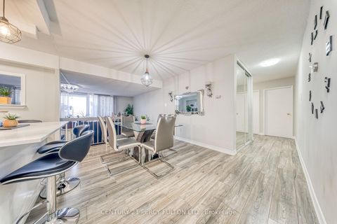 Photo 10 at 512 - 1338 York Mills Road, Donalda, Toronto