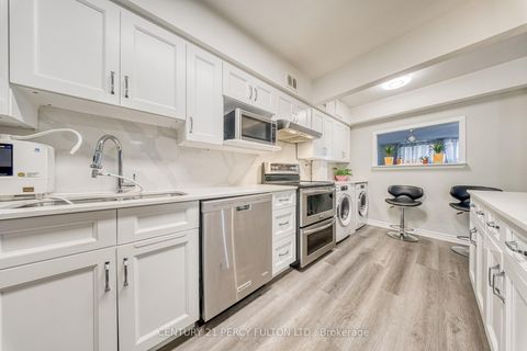 Photo 13 at 512 - 1338 York Mills Road, Donalda, Toronto