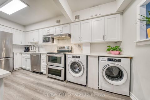 Photo 15 at 512 - 1338 York Mills Road, Donalda, Toronto