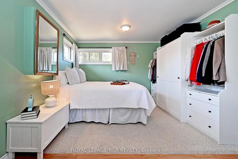 Photo 16 at 993 Barton Avenue, Keswick North, Georgina