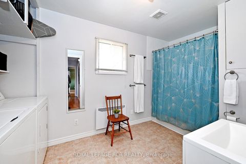 Photo 21 at 993 Barton Avenue, Keswick North, Georgina