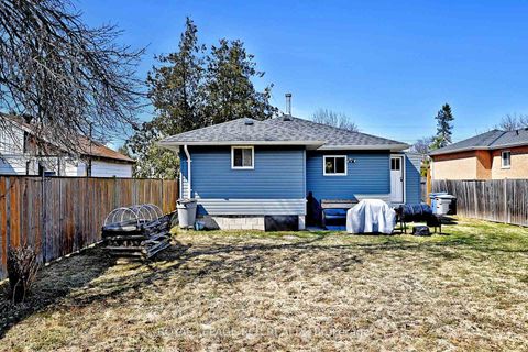 Photo 29 at 993 Barton Avenue, Keswick North, Georgina