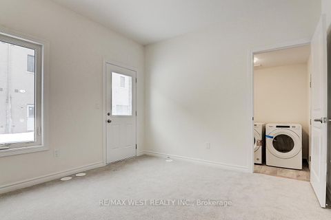 Photo 3 at 42 Quilico Road, Elder Mills, Vaughan