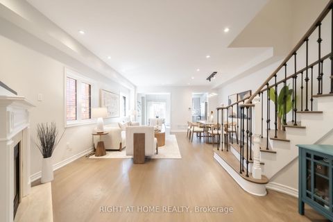 Photo 3 at 14 Lady Loretta Lane, Patterson, Vaughan