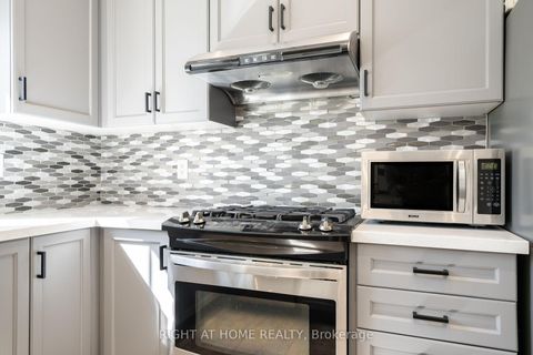 Photo 16 at 14 Lady Loretta Lane, Patterson, Vaughan