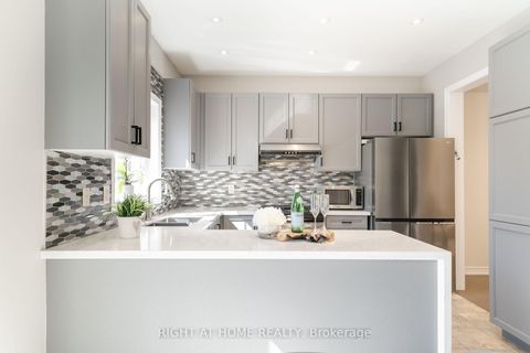 Photo 22 at 14 Lady Loretta Lane, Patterson, Vaughan