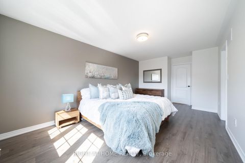 Photo 27 at 14 Lady Loretta Lane, Patterson, Vaughan