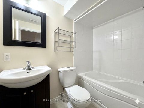 Photo 40 at 14 Lady Loretta Lane, Patterson, Vaughan