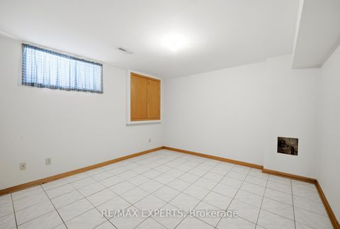 Photo 26 at 92 Mapes Avenue, West Woodbridge, Vaughan