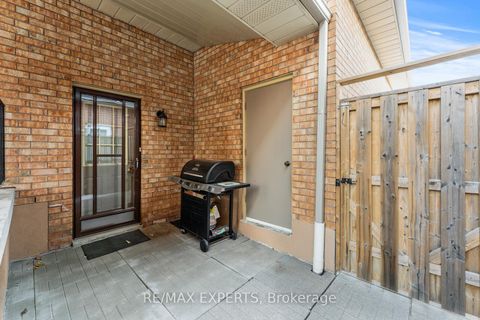 Photo 31 at 92 Mapes Avenue, West Woodbridge, Vaughan