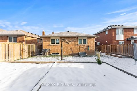 Photo 35 at 92 Mapes Avenue, West Woodbridge, Vaughan