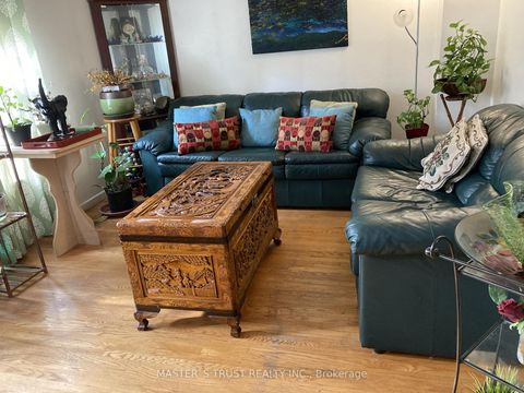 Photo 9 at 72 - 246 John Garland Boulevard, Clairville, Toronto