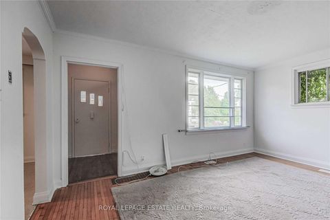 Photo 3 at 100 Eastville Avenue, Cliffcrest, Toronto