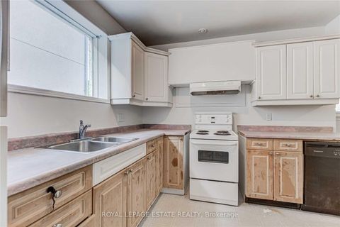 Photo 10 at 100 Eastville Avenue, Cliffcrest, Toronto