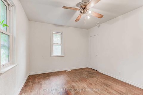 Photo 13 at 100 Eastville Avenue, Cliffcrest, Toronto