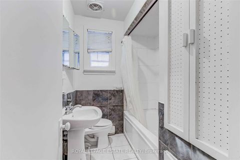 Photo 17 at 100 Eastville Avenue, Cliffcrest, Toronto