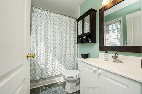 Photo 20 at 109 Collis Drive, Bayview Northeast, Aurora